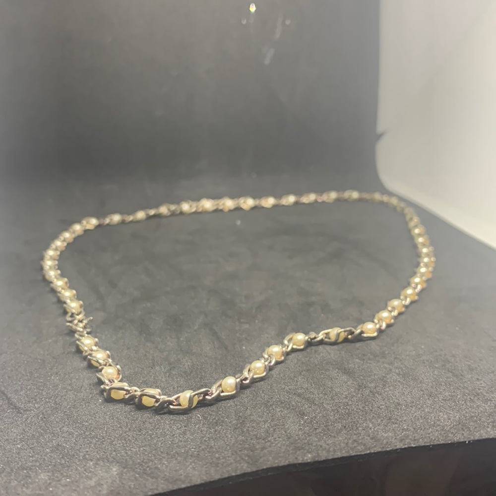 Nice pearls and silver chain